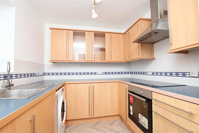 1 Bedroom Flat To Rent In Magdalena Court, Bristol, BS1