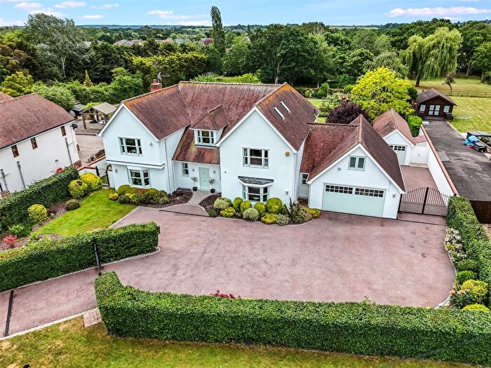 6 Bedroom Detached House For Sale In Ramsden Park Road, Ramsden Bellhouse, Billericay, Essex, CM11