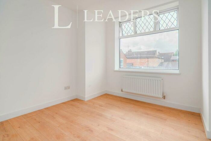 2 Bedroom End Of Terrace House To Rent In Sandfield Road, AL1