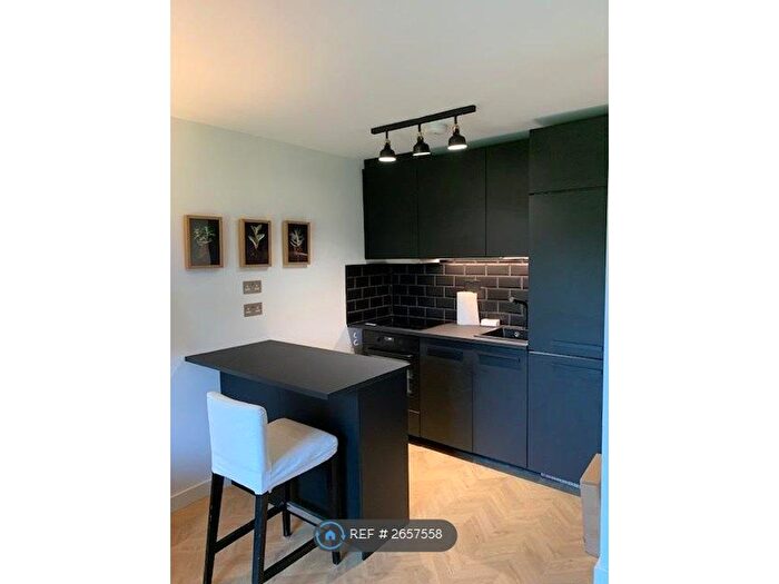 1 Bedroom Flat To Rent In Woolmead Avenue, London, NW9