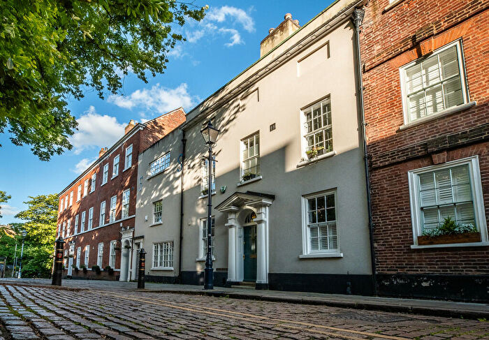 4 Bedroom Town House For Sale In Castle Gate, Nottingham, NG1