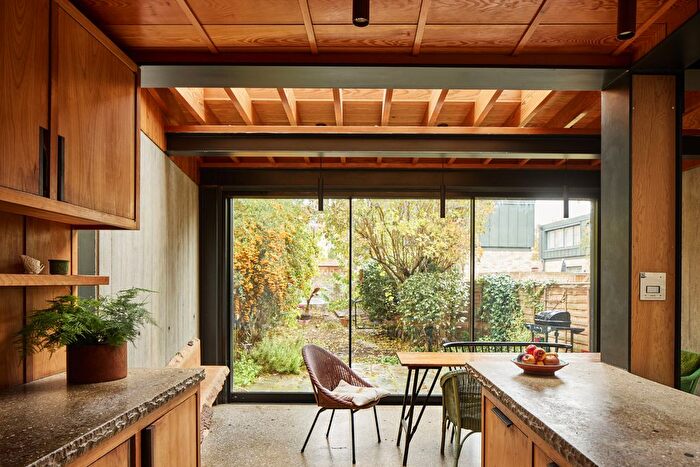 5 Bedroom Terraced House For Sale In Gore Road Ii, London, E9