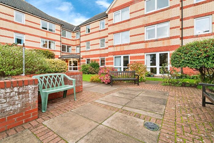 1 Bedroom Flat For Sale In Louden Road, Cromer, Norfolk, NR27