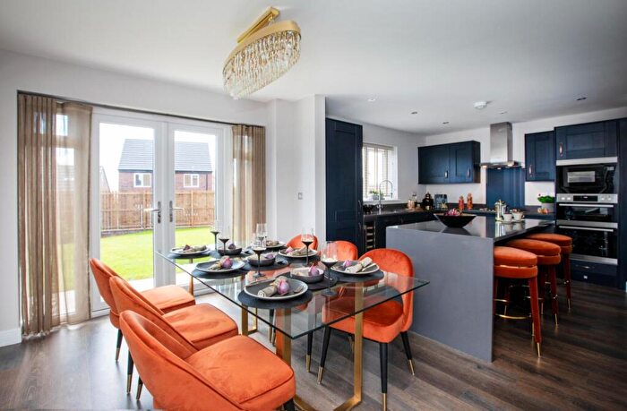 4 Bedroom Detached House For Sale In The Fairways, Westhoughton, Bolton, BL5