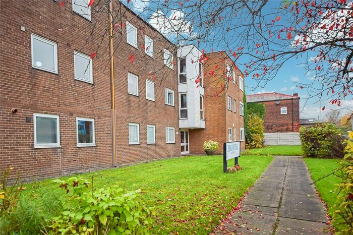 2 Bedroom Flat To Rent In Highbank, Bolton Road, Pendlebury M27