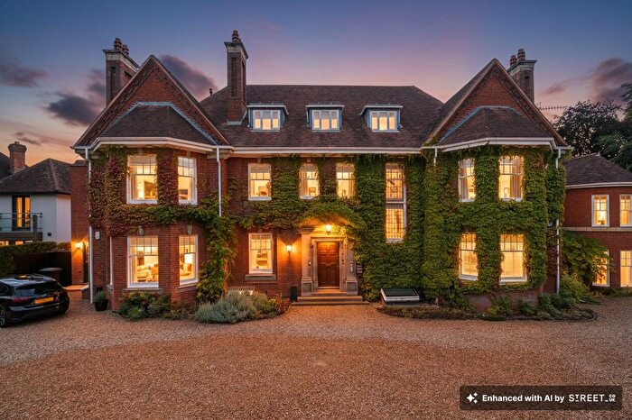 2 Bedroom Flat For Sale In Avenue Road, Stratford-Upon-Avon, CV37