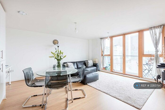 2 Bedroom Flat To Rent In Whitgift Street, Croydon, CR0