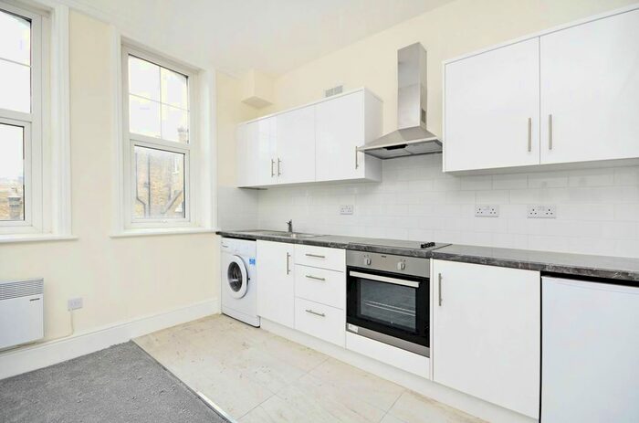 Studio To Rent In Allitsen Road, St John's Wood, London, NW8