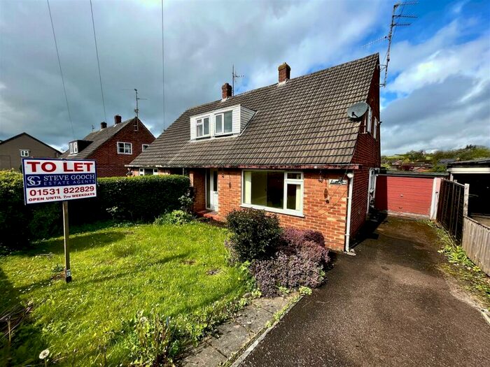3 Bedroom Bungalow To Rent In Gloucester Road, Coleford, Gloucestershire, GL16