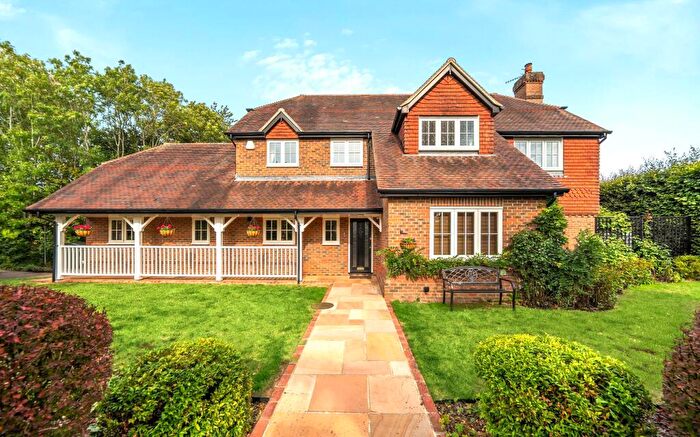 4 Bedroom Detached House For Sale In Rookwood Park, Horsham, RH12