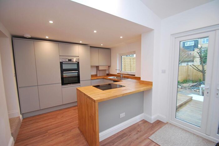 3 Bedroom House To Rent In Dorset Street, Bath, BA2