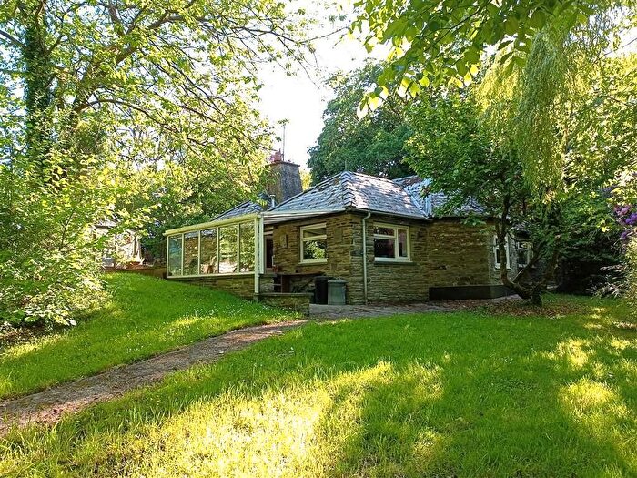 2 Bedroom Cottage For Sale In Neuadd Cross, Ponthirwaun, Ceredigion, SA43