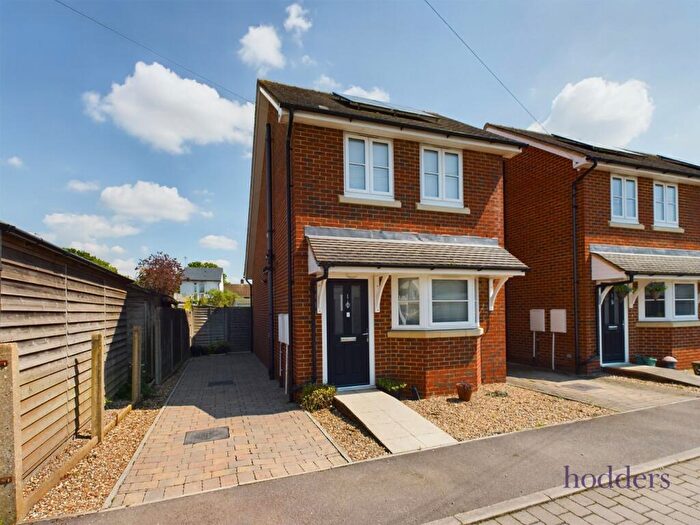 2 Bedroom Detached House To Rent In , KT15