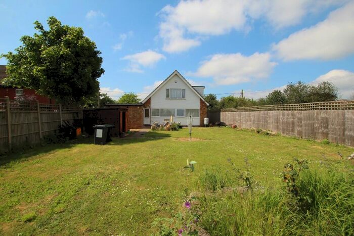 3 Bedroom Detached House For Sale In Potton Road, Everton Sandy, SG19