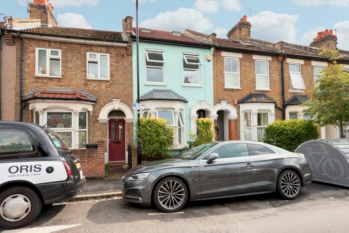 3 Bedroom Terraced House To Rent In Southwell Grove Road, Leytonstone, London, E11