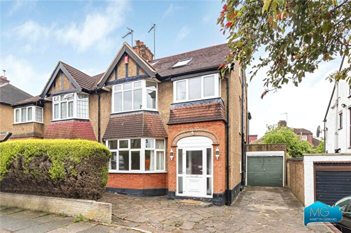 5 Bedroom House To Rent In Essex Park, Finchley, London, N3