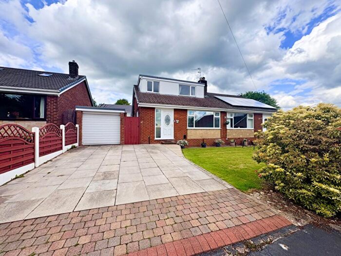 5 Bedroom Semi-Detached Bungalow For Sale In Ashes Drive, Bolton, BL2