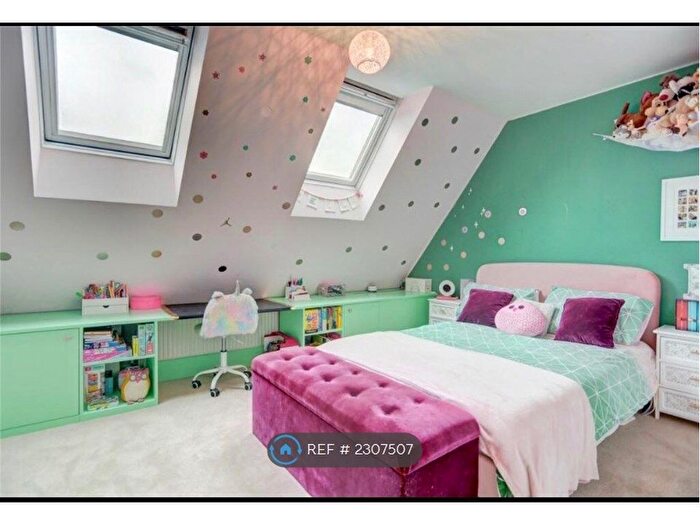 4 Bedroom Terraced House To Rent In The Upper Drive, Hove, BN3