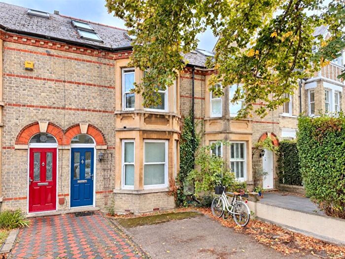 3 Bedroom Terraced House For Sale In Blinco Grove, Cambridge, CB1