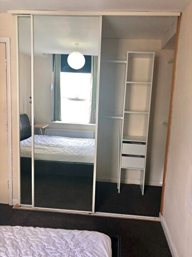 1 Bedroom Flat To Rent In Hawley Street, Sheffield, South Yorkshire, S1