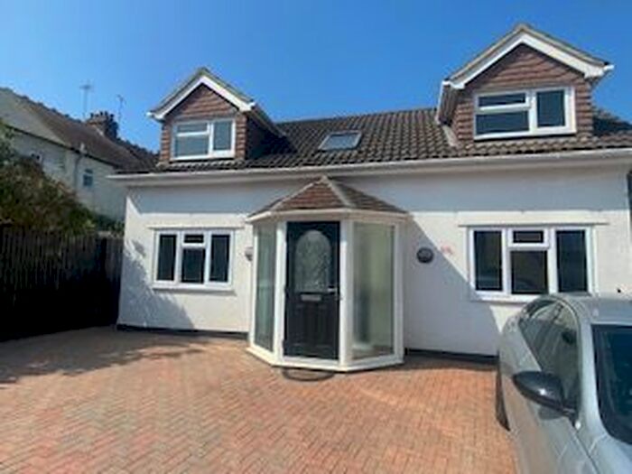3 Bedroom Detached House To Rent In Toronto Road, Gillingham, ME7
