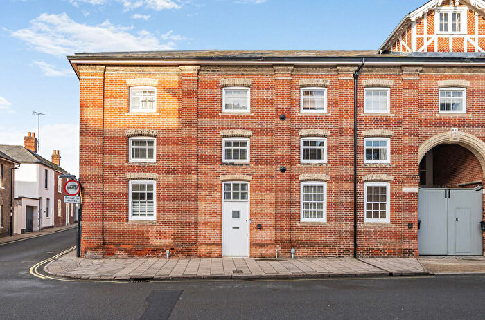 6 Bedroom Town House For Sale In Bury St. Edmunds, Suffolk, IP33