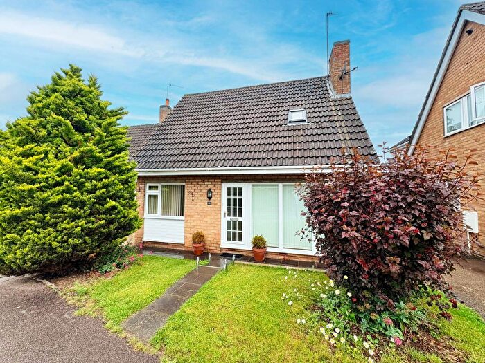 3 Bedroom Detached House To Rent In Rectory Close, Carlton, MK43