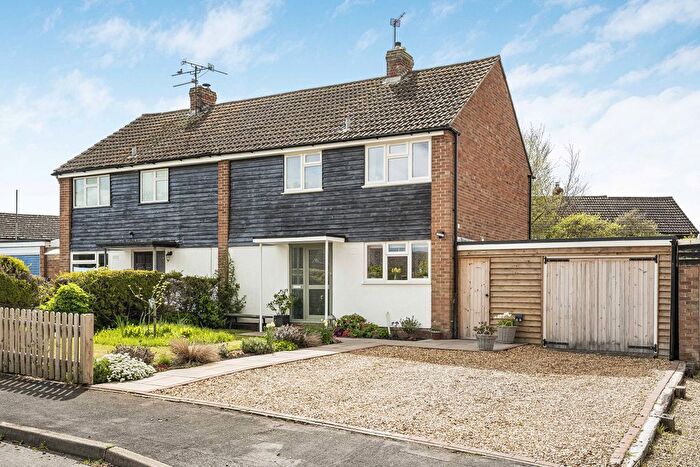 3 Bedroom Semi Detached House For Sale In Queens Road, Cholsey, OX10