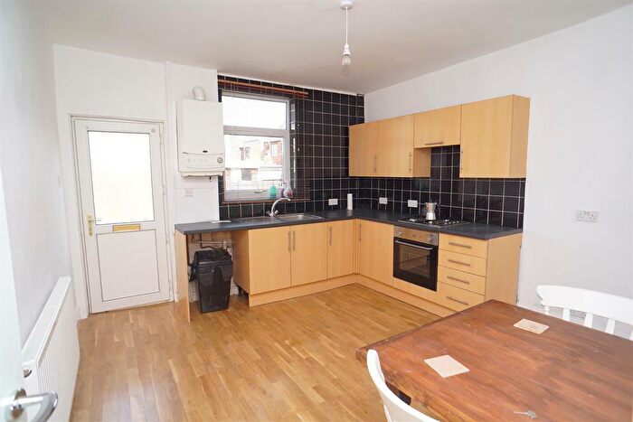 3 Bedroom Terraced House To Rent In Bickerton Road, Hillsborough, Sheffield, S6