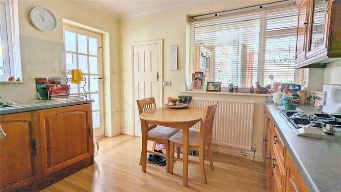 2 Bedroom Bungalow For Sale In Aldwick Crescent, Findon Valley, Worthing, West Sussex, BN14
