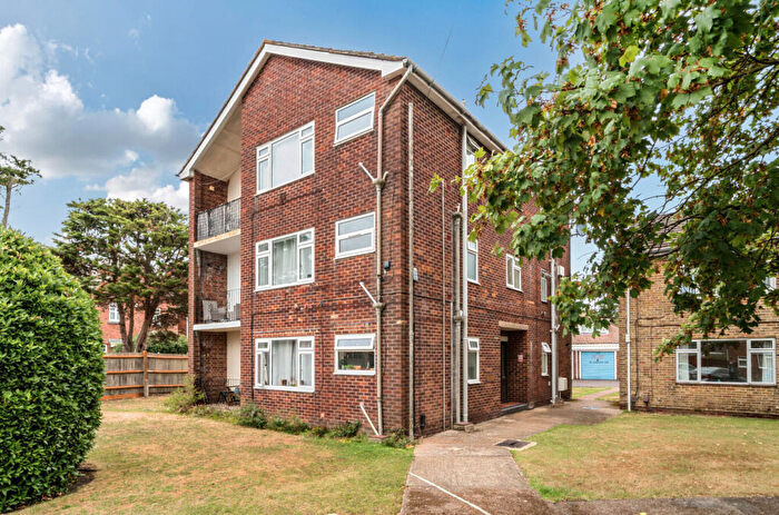 1 Bedroom Flat To Rent In York Drove, Southampton, Hampshire, SO18