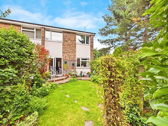 3 Bedroom Semi-Detached House For Sale In White Hart Court, North Parade, Horsham, RH12