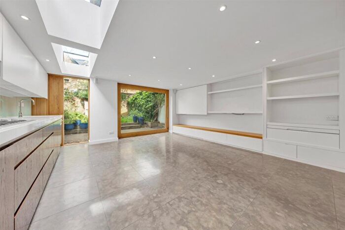 5 Bedroom Terraced House To Rent In Ulysses Road, London, NW6