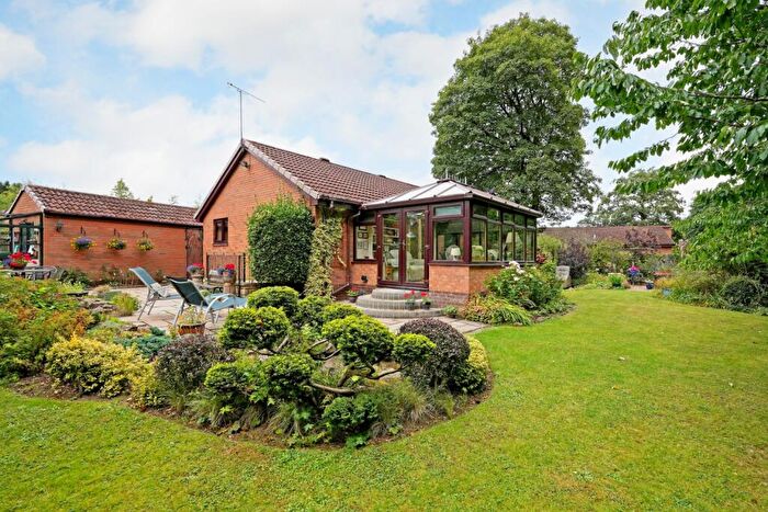 3 Bedroom Detached Bungalow For Sale In Mountford Croft, Totley, S17