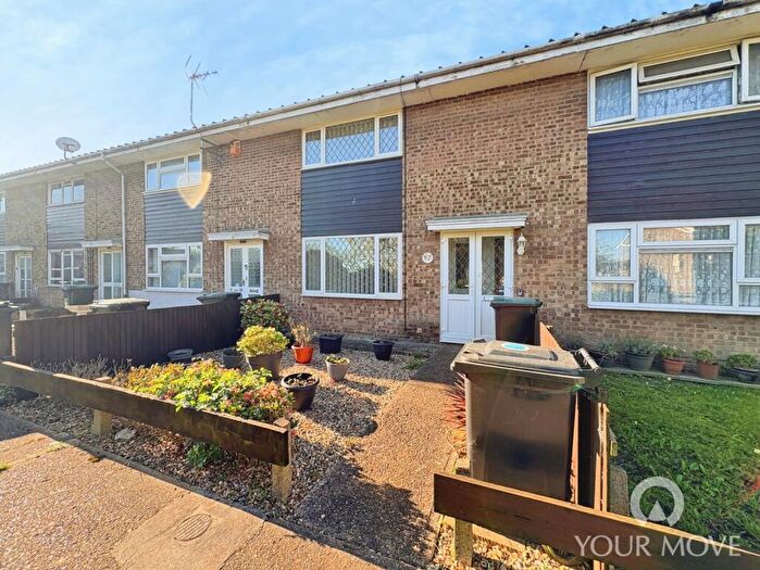 2 Bedroom Terraced House For Sale In Brunswick Walk, Gravesend, Kent, DA12