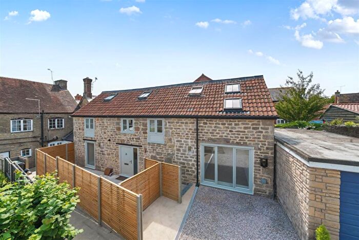 3 Bedroom Semi-Detached House To Rent In Silk House Barton, Stalbridge, DT10
