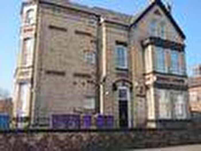 2 Bedroom Flat To Rent In Newsham Drive, Liverpool, L6