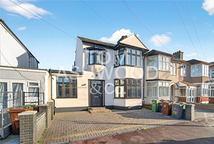 4 Bedroom End Terrace House For Sale In Melford Avenue, Leftley Estate, Barking, IG11