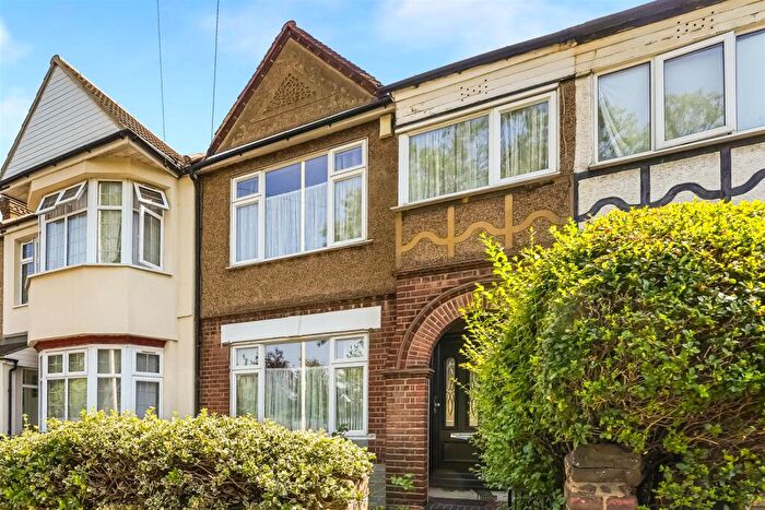 3 Bedroom Terraced House For Sale In South Park Drive, Seven Kings, IG3