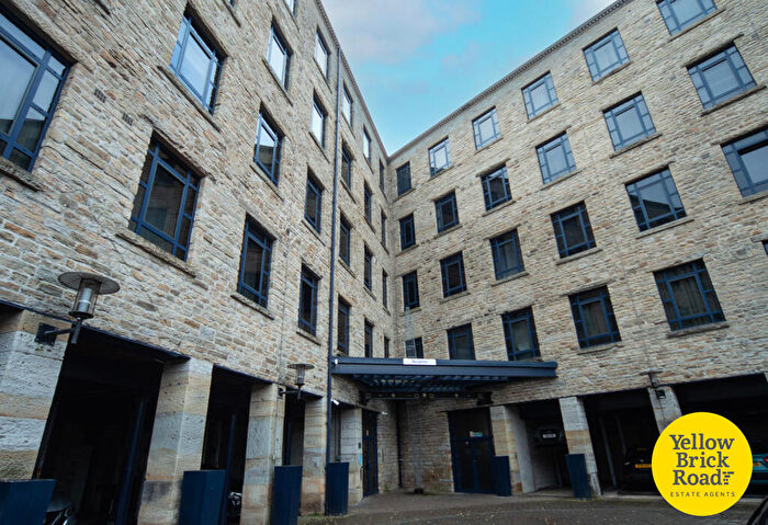 2 Bedroom Flat For Sale In Apartment, The Melting Point Firth Street, Huddersfield, Yorkshire, HD1