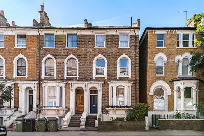 1 Bedroom Flat For Sale In Stockwell Road, London, SW9