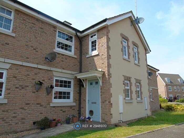2 Bedroom Flat To Rent In Bilberry Close, Red Lodge, Bury St. Edmunds, IP28