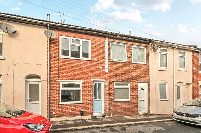 2 Bedroom Terraced House For Sale In Alma Street, Gosport, Hampshire, PO12