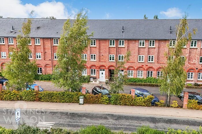 3 Bedroom Town House For Sale In Pirnhow Street, Ditchingham, Bungay, NR35