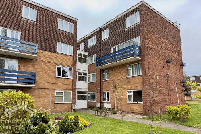 2 Bedroom Flat To Rent In Eldon Court, St. Annes, FY8