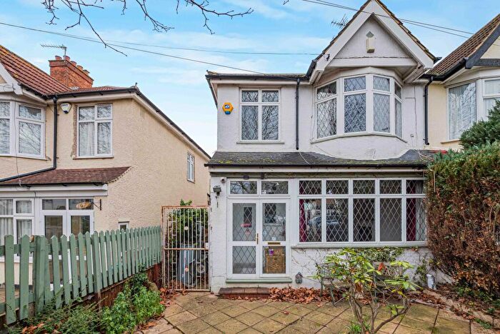 3 Bedroom Terraced House For Sale In Upper Elmers End Road, Beckenham, BR3