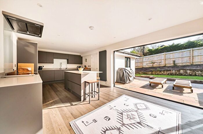 4 Bedroom Detached House For Sale In Broadwater Down, Tunbridge Wells, TN2