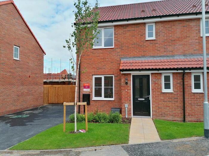 3 Bedroom Semi-Detached House To Rent In William Gardens, Retford, DN22