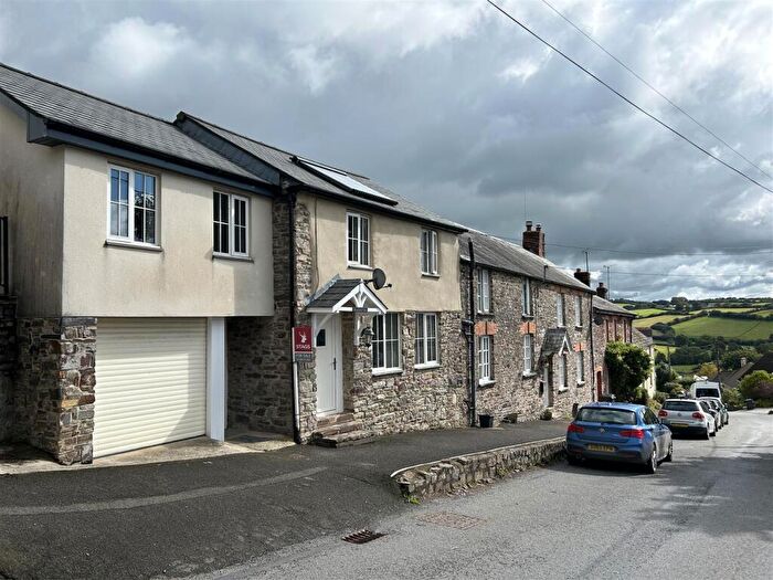 3 Bedroom Terraced House For Sale In North Molton, EX36