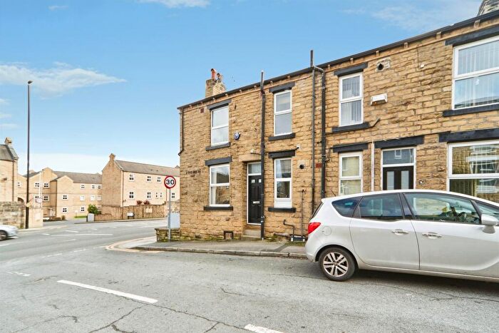 2 Bedroom End Of Terrace House For Sale In Eggleston Street, Rodley, Leeds, LS13